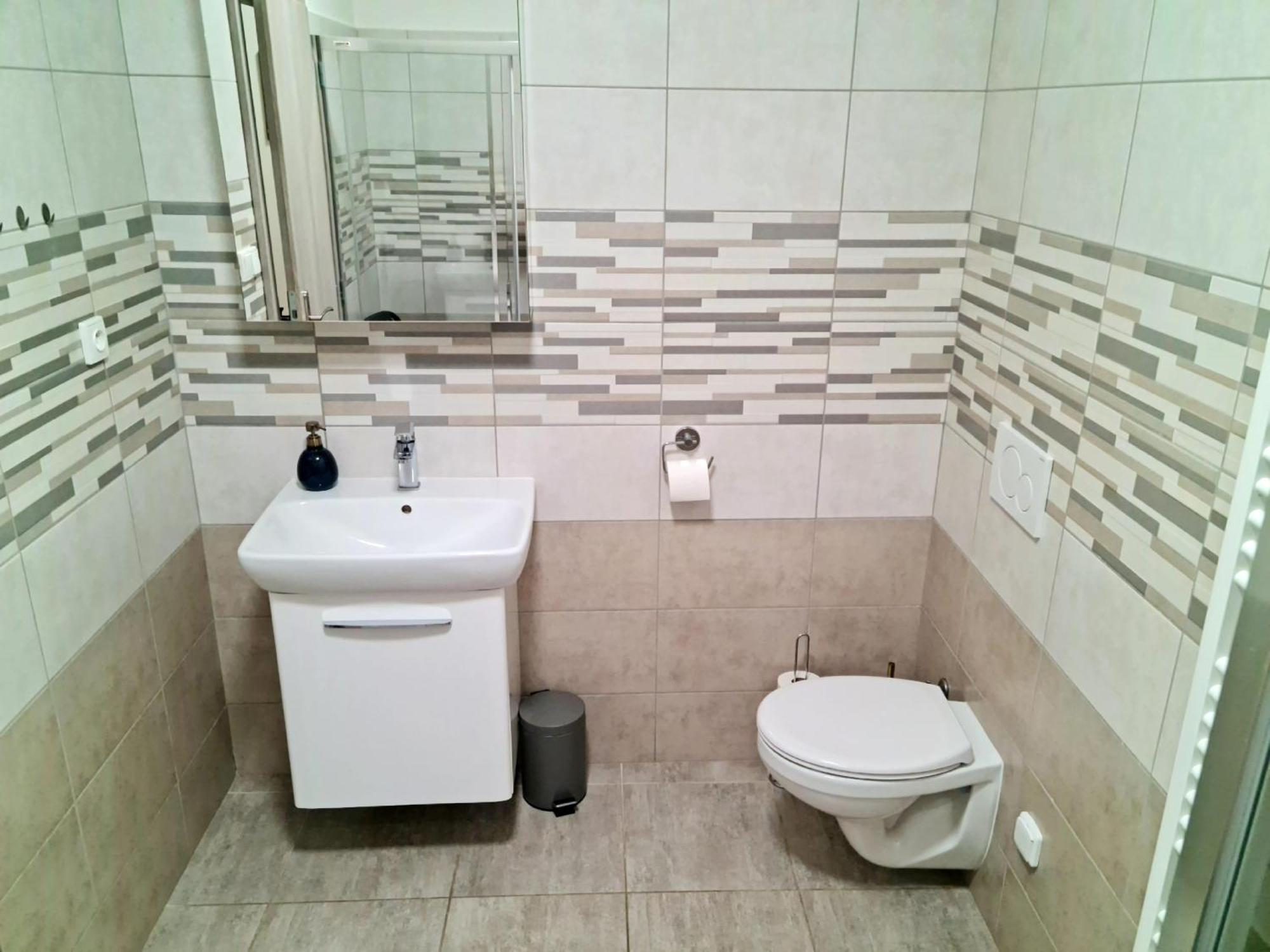 Apartmany Zirec Dvur Kralove nad Labem Ngoại thất bức ảnh